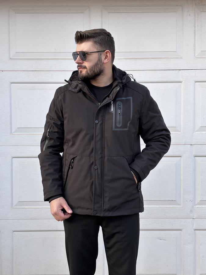 OUTDOOR MONT