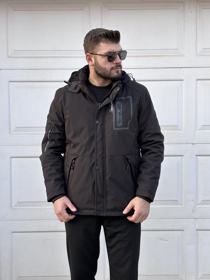 OUTDOOR MONT