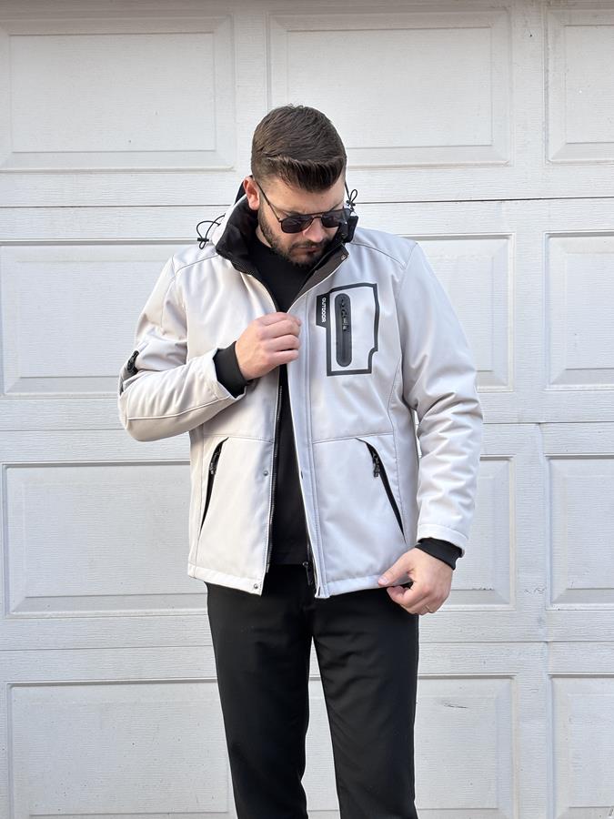 OUTDOOR MONT