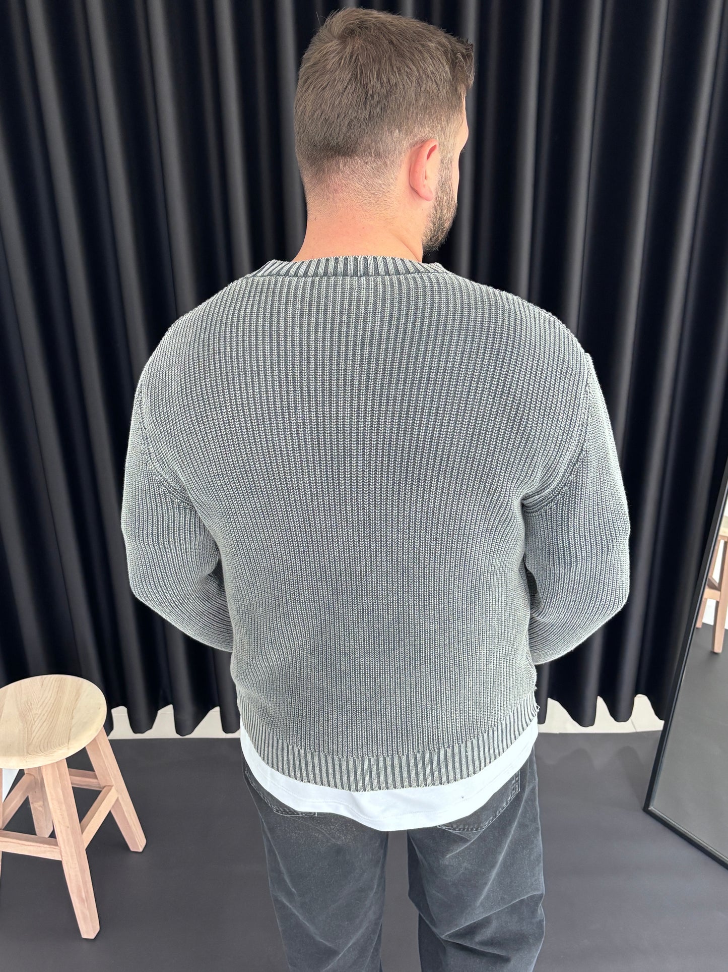 Bisiklet Yaka Yıkamalı Triko Sweatshirt