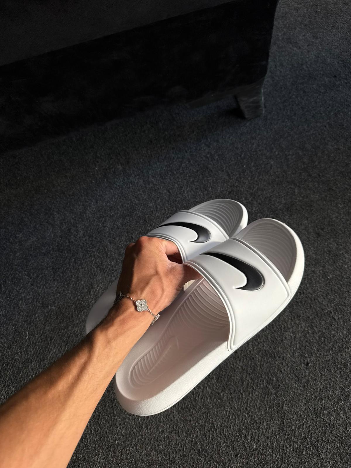 Nike Victori Beyaz Terlik