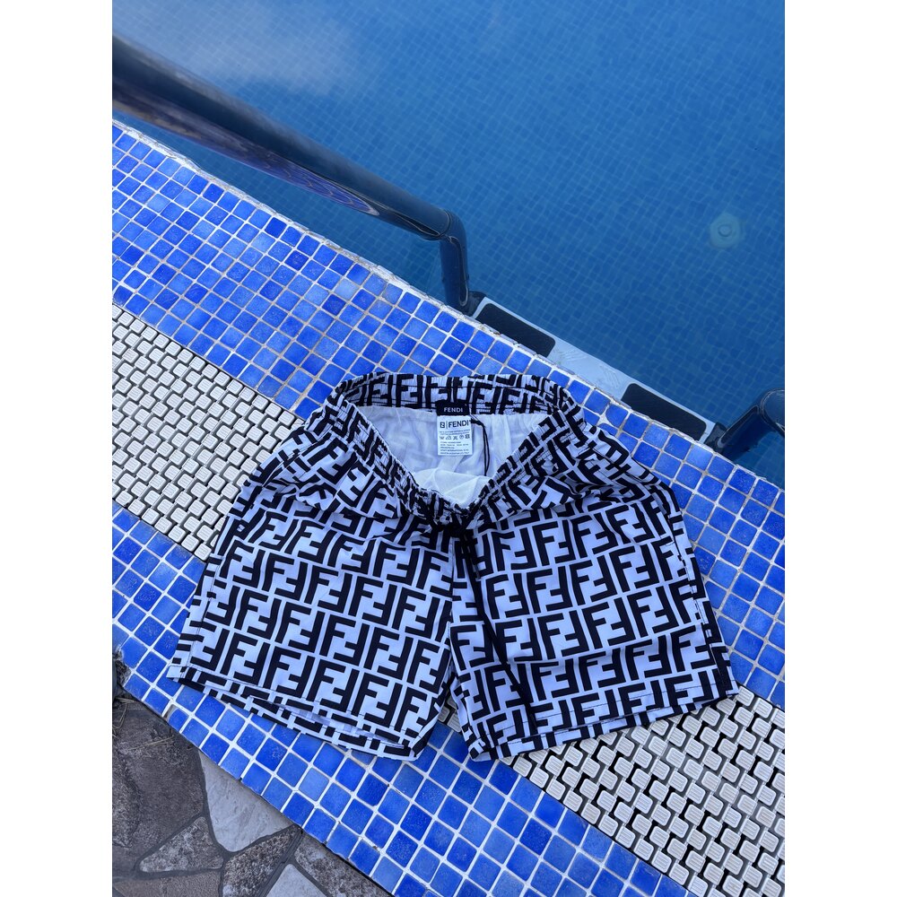 Fendi Deniz Şortu