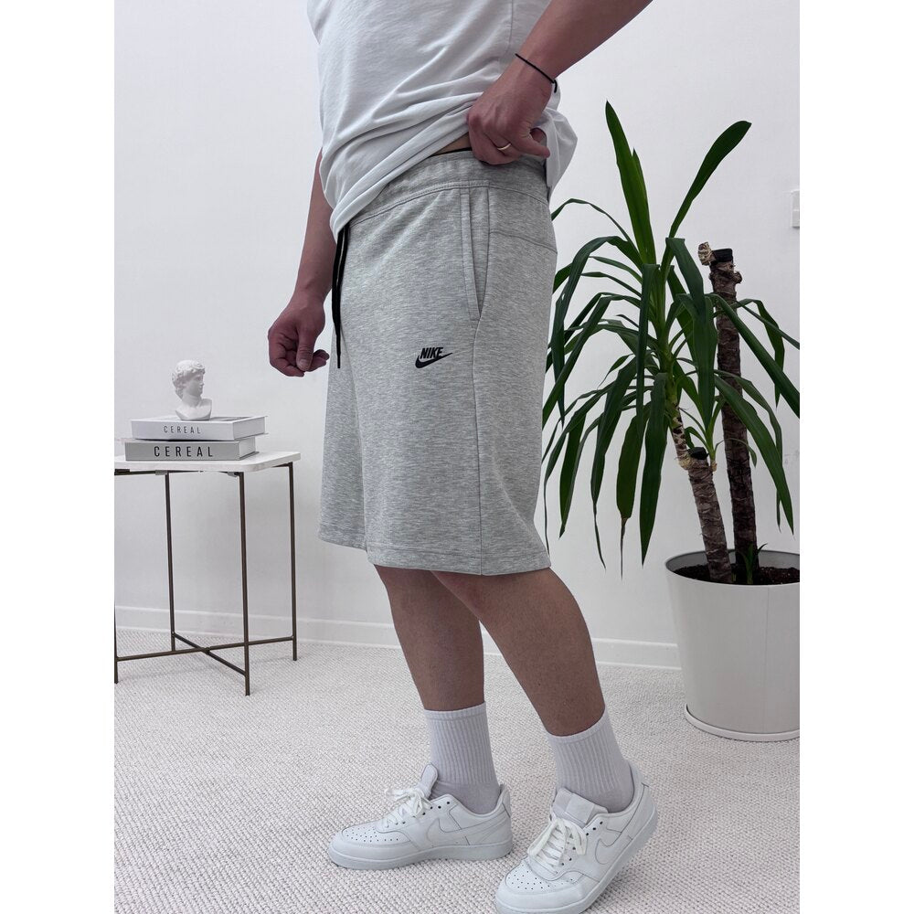 NK TECH FLEECE ŞORT