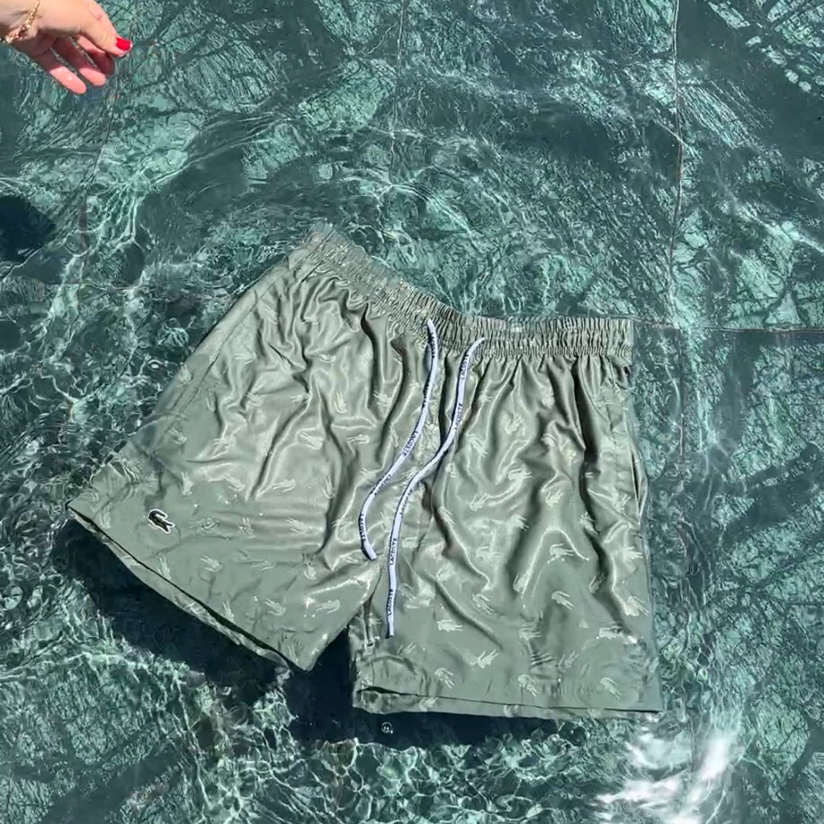 Lac**** sihirli deniz şortu