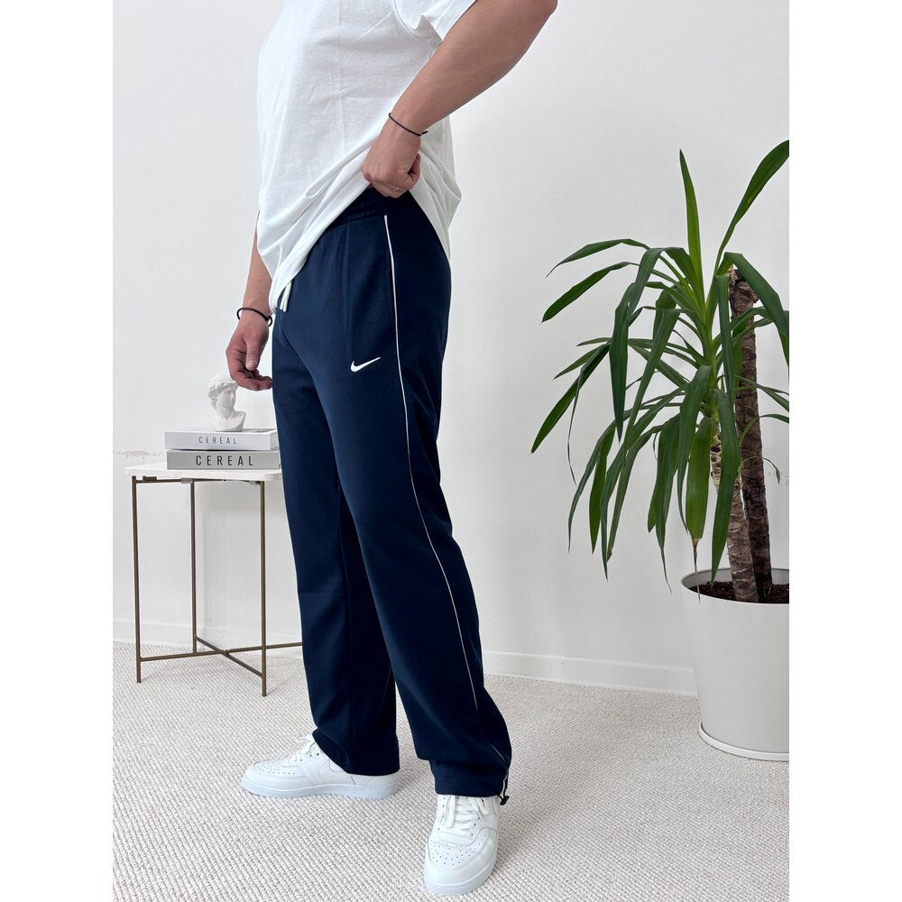 NK ŞERİTLİ EŞOFMAN