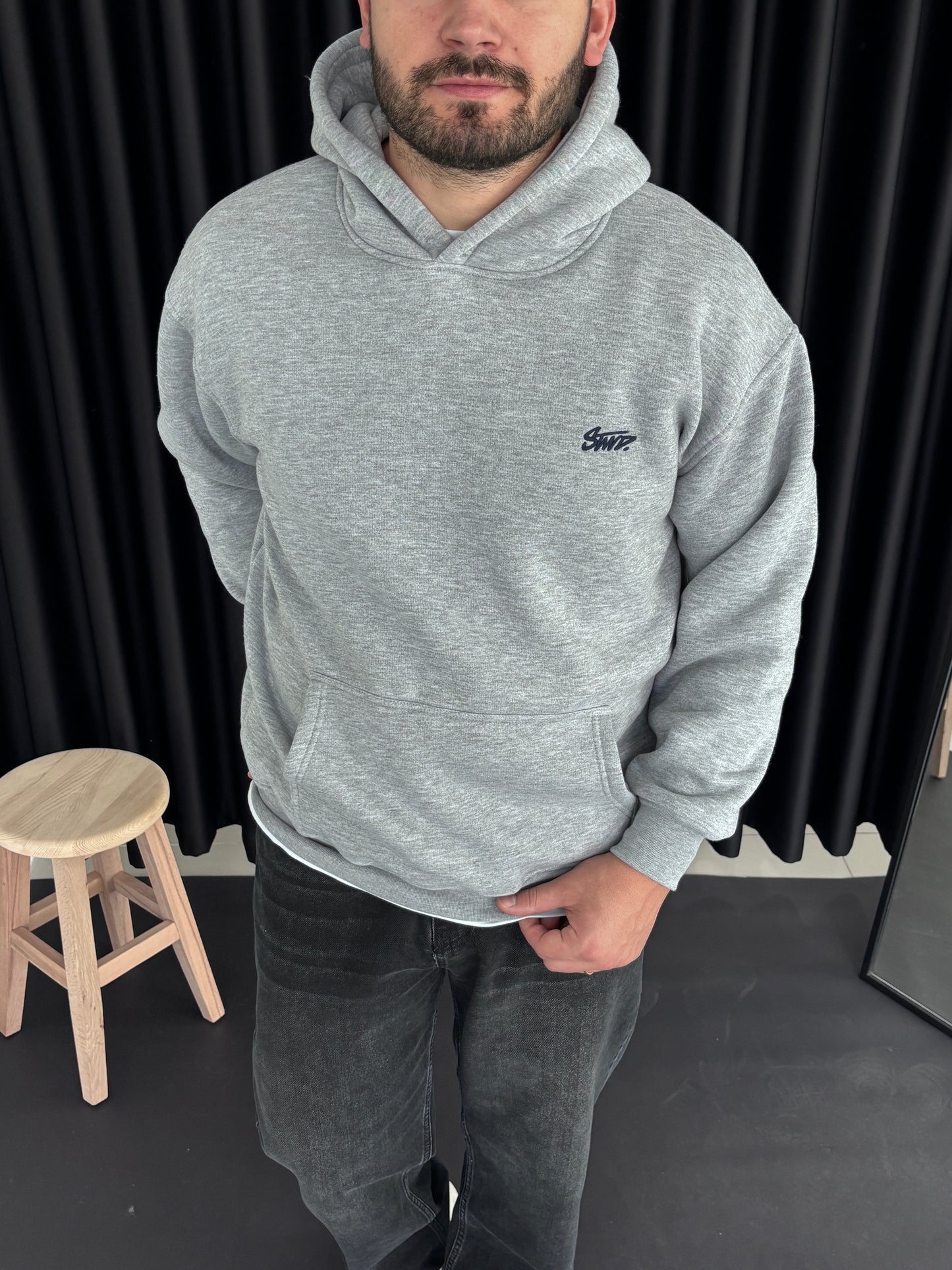 SW Kapşon Göğüs Nakışlı Sweatshirt