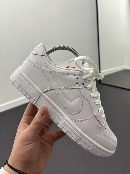 NIKE AYAKKABI