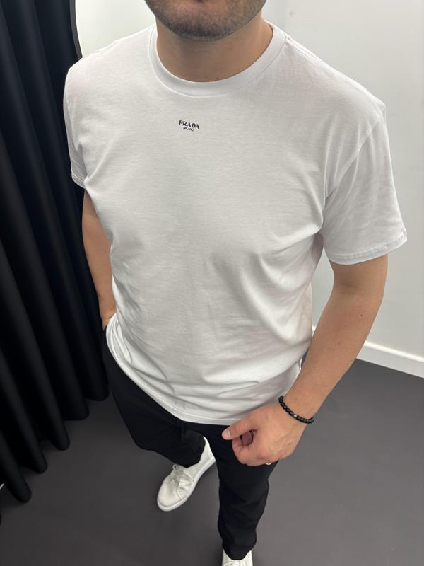 PRADA T-SHIRT