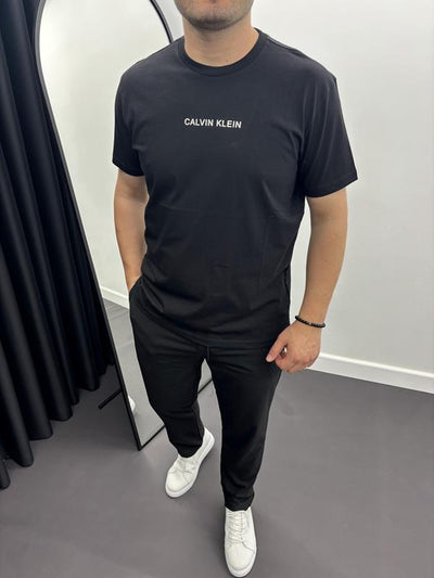 CALVIN KLEIN T-SHIRT