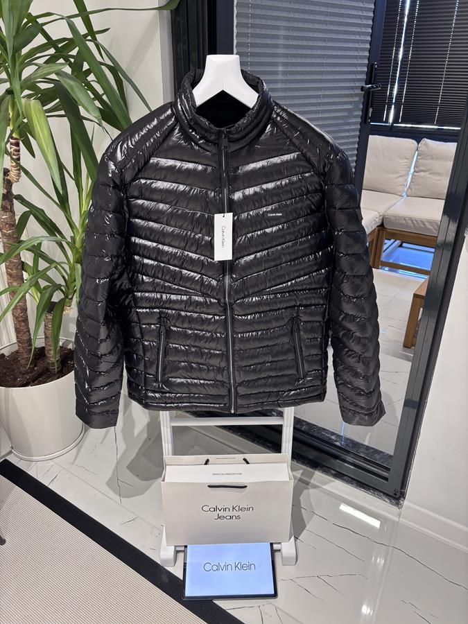 CALVIN KLEIN MONT