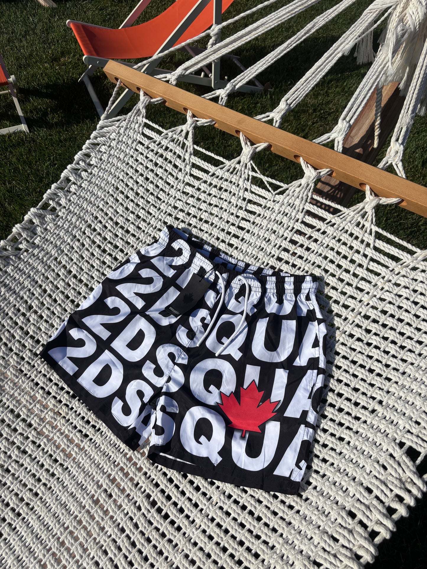 DSQ Siyah Deniz Şortu