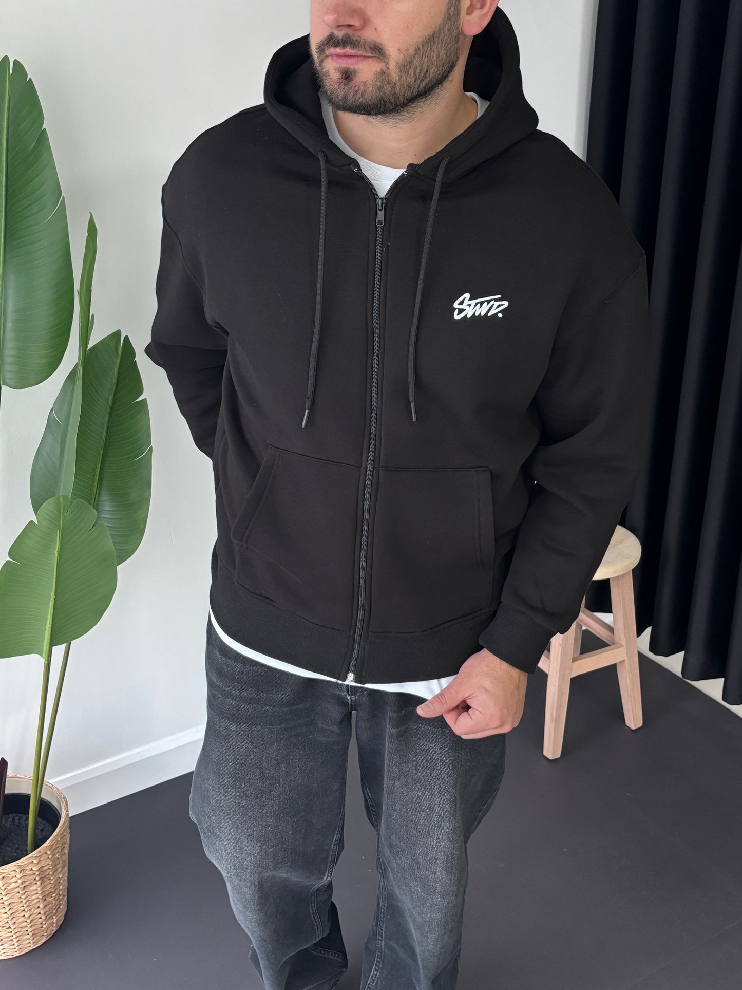 SW Göğüs Nakışlı Hırka