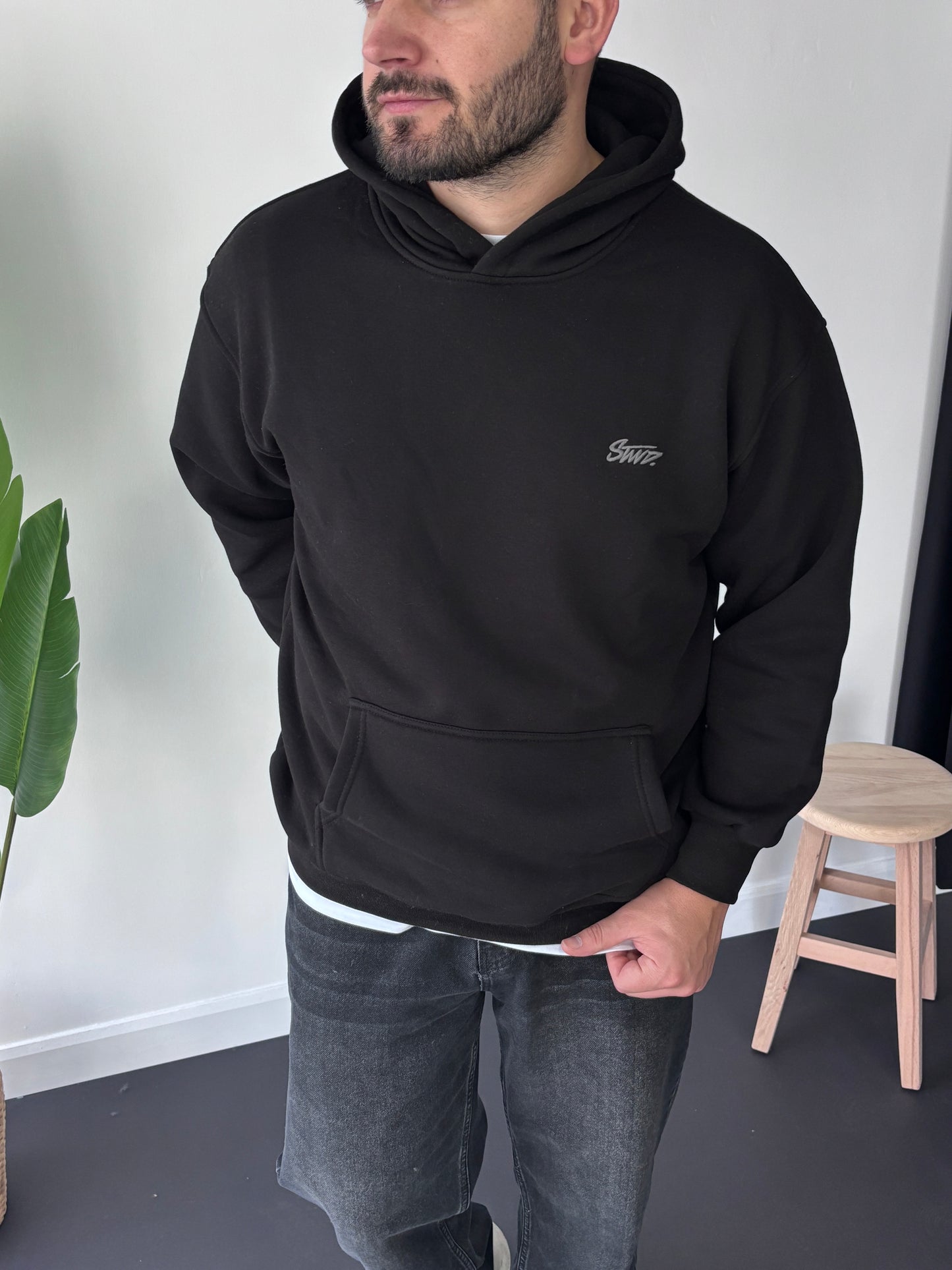 SW Kapşon Göğüs Nakışlı Sweatshirt