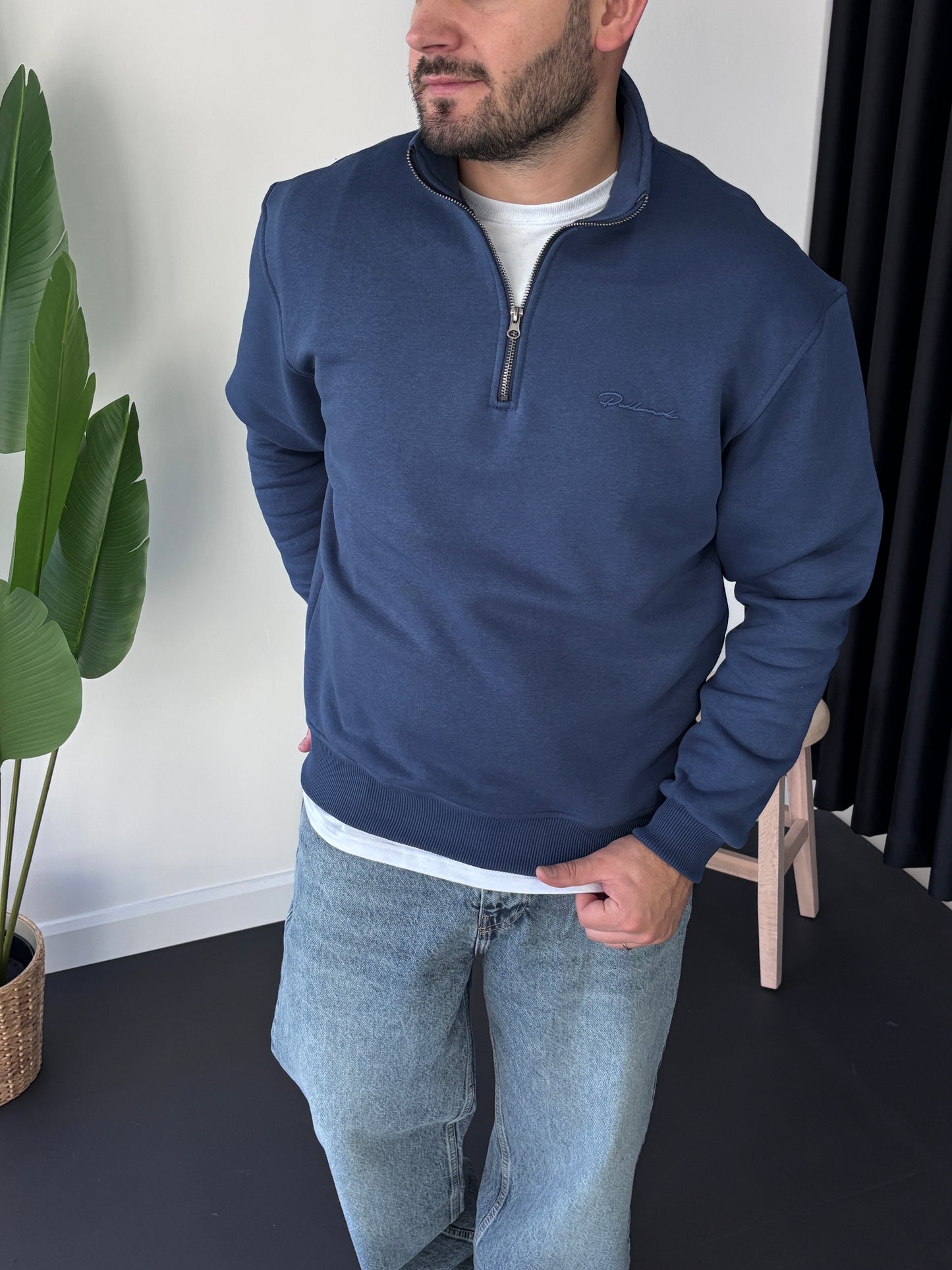 Plmrk Göğüs Nakışlı Sweatshirt