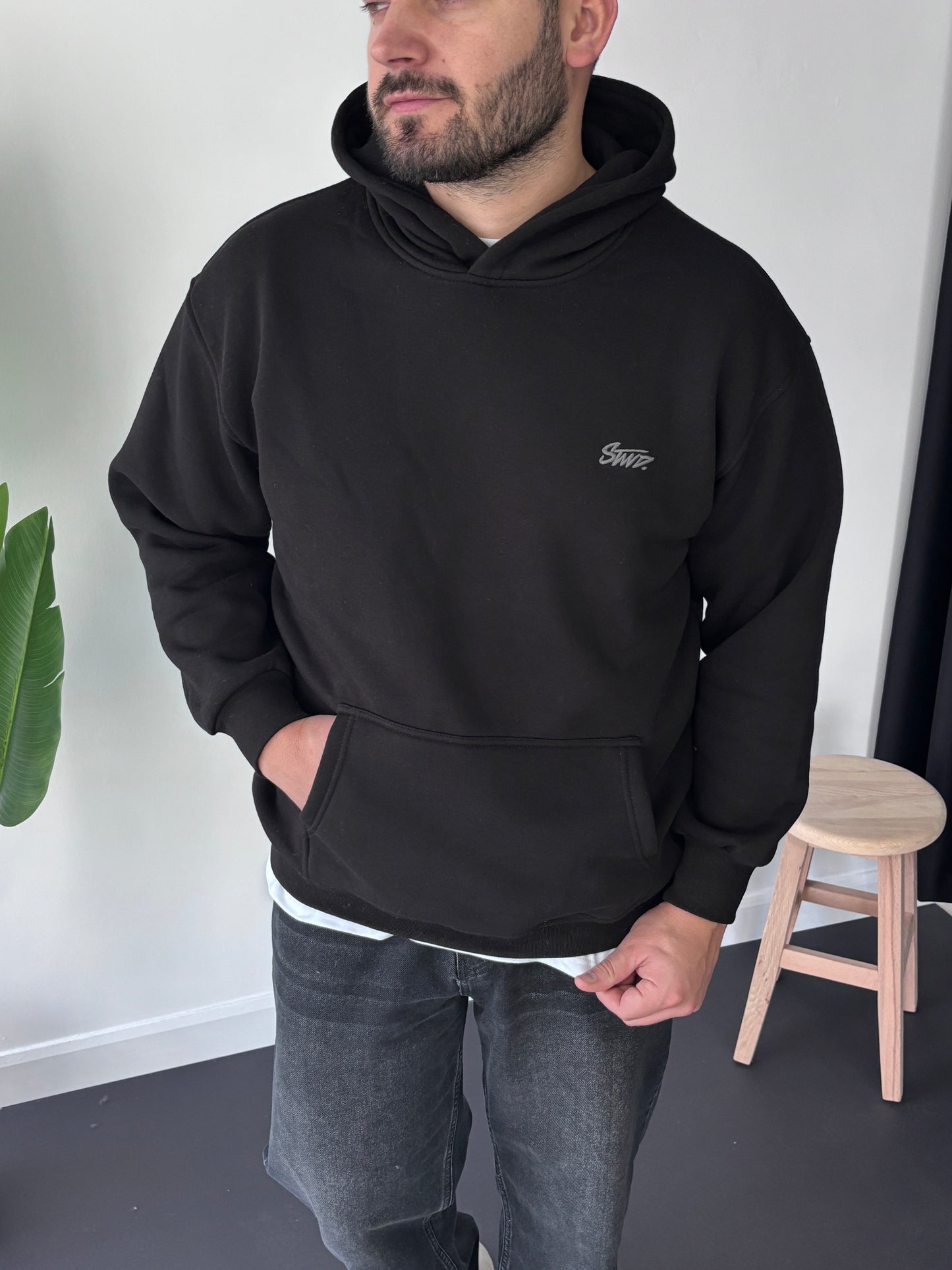 SW Kapşon Göğüs Nakışlı Sweatshirt