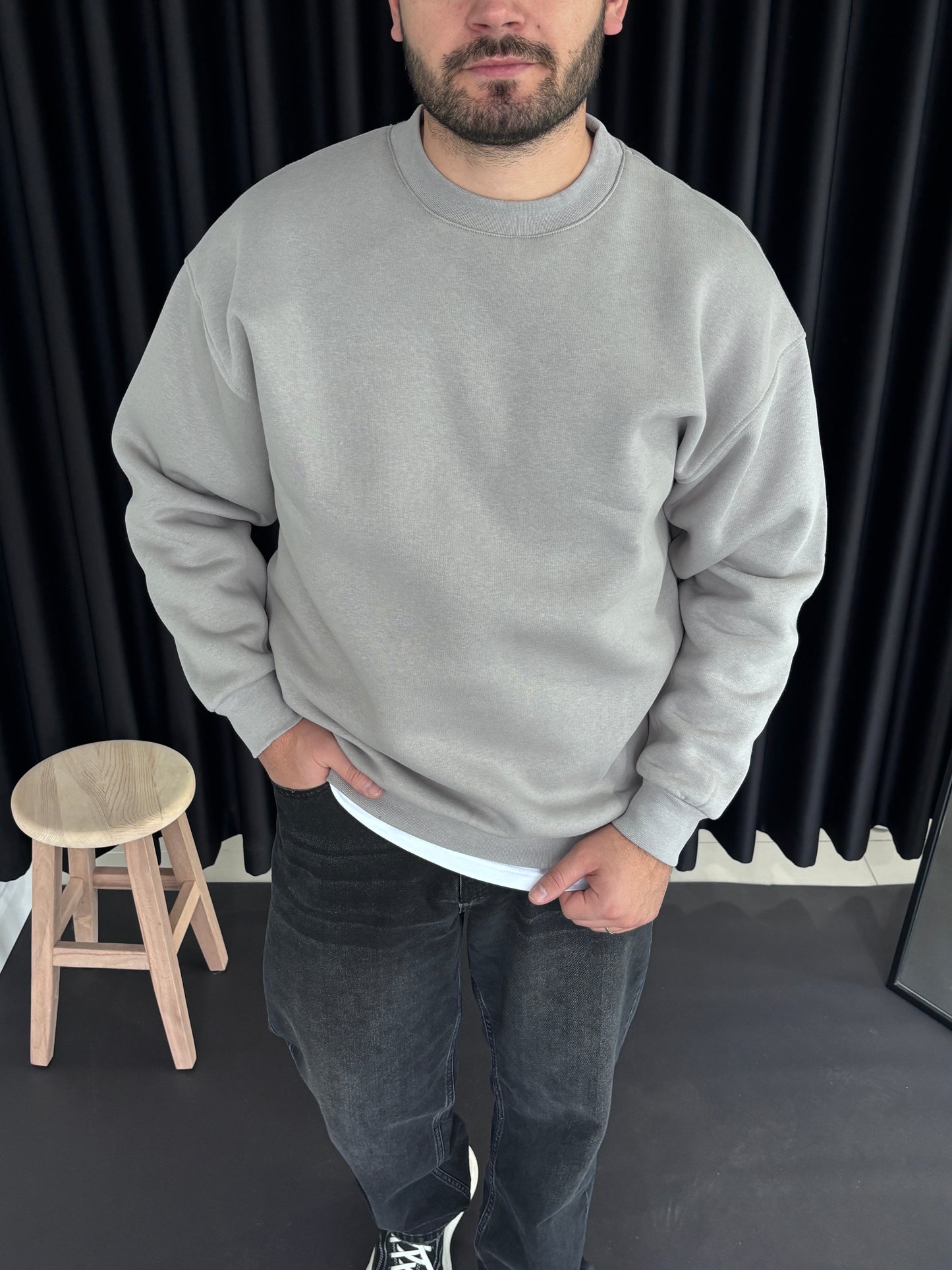 Jace Basic Sweatshirt