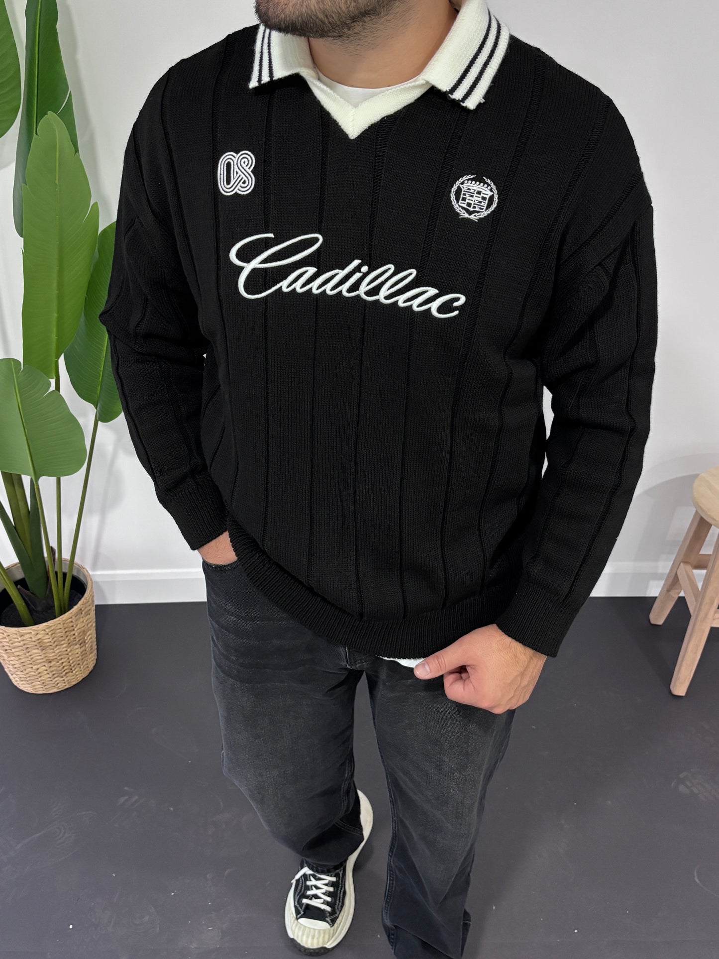 Cadillac Nakışlı Polo Yaka Triko Sweatshirt