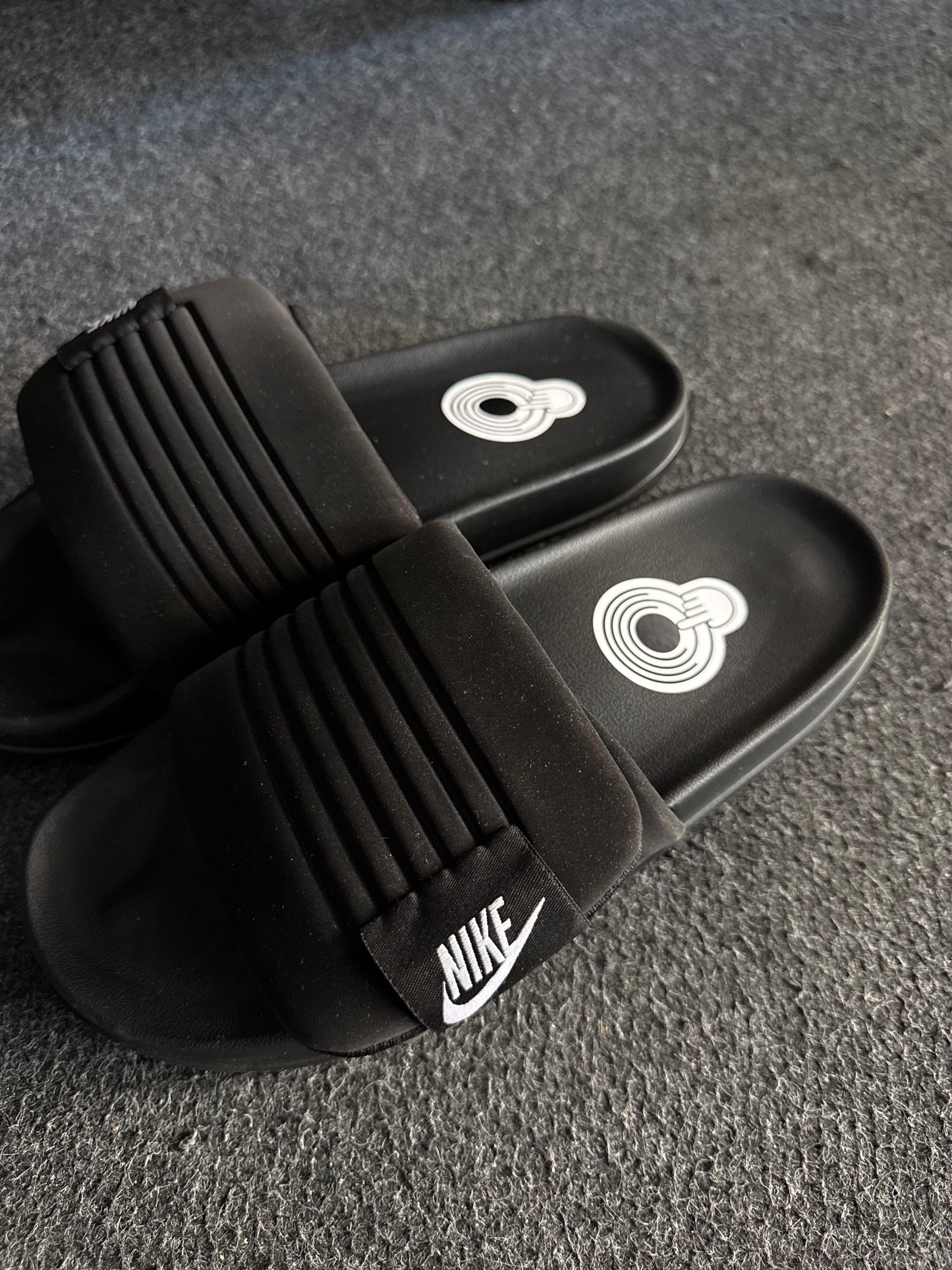 Nike Offcourt Adjust Siyah Terlik
