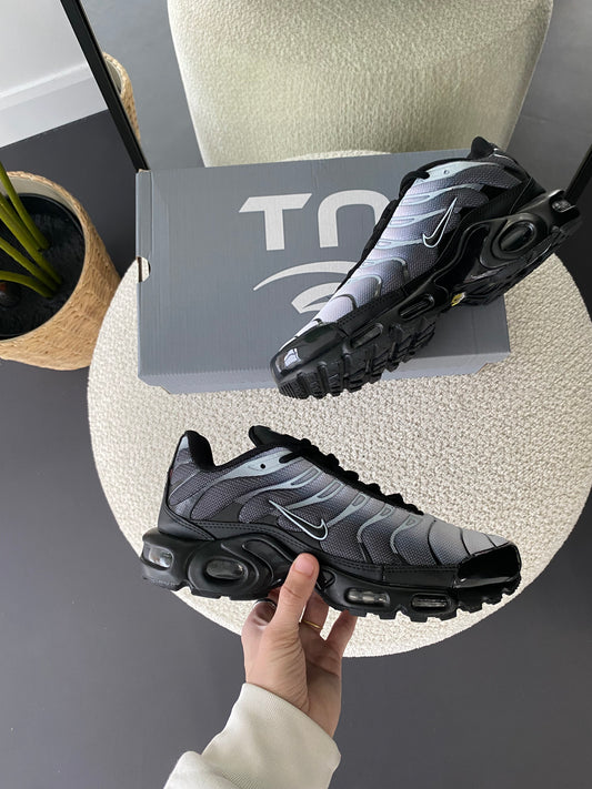 NIKE TN AYAKKABI - SİYAH