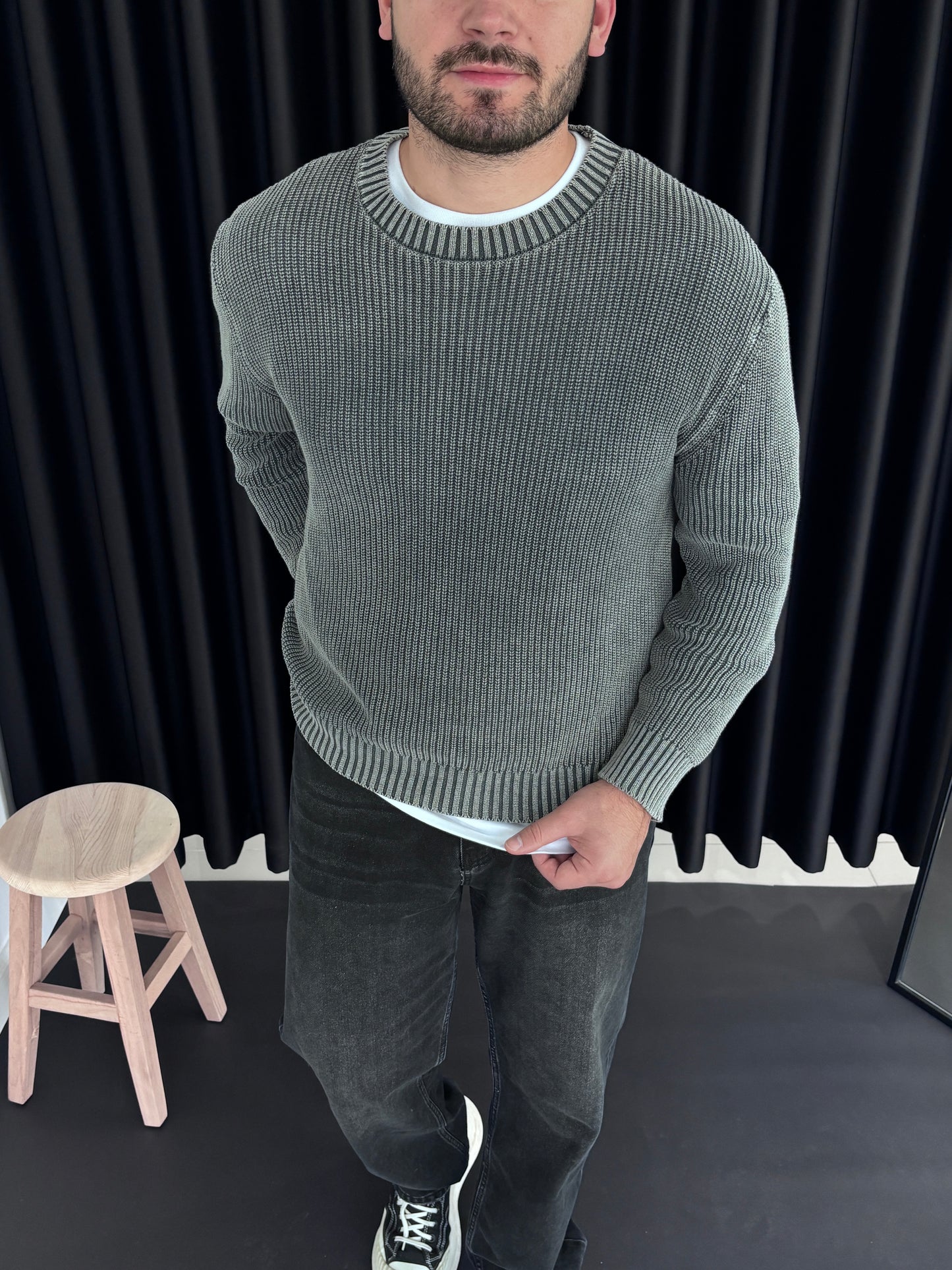 Bisiklet Yaka Yıkamalı Triko Sweatshirt