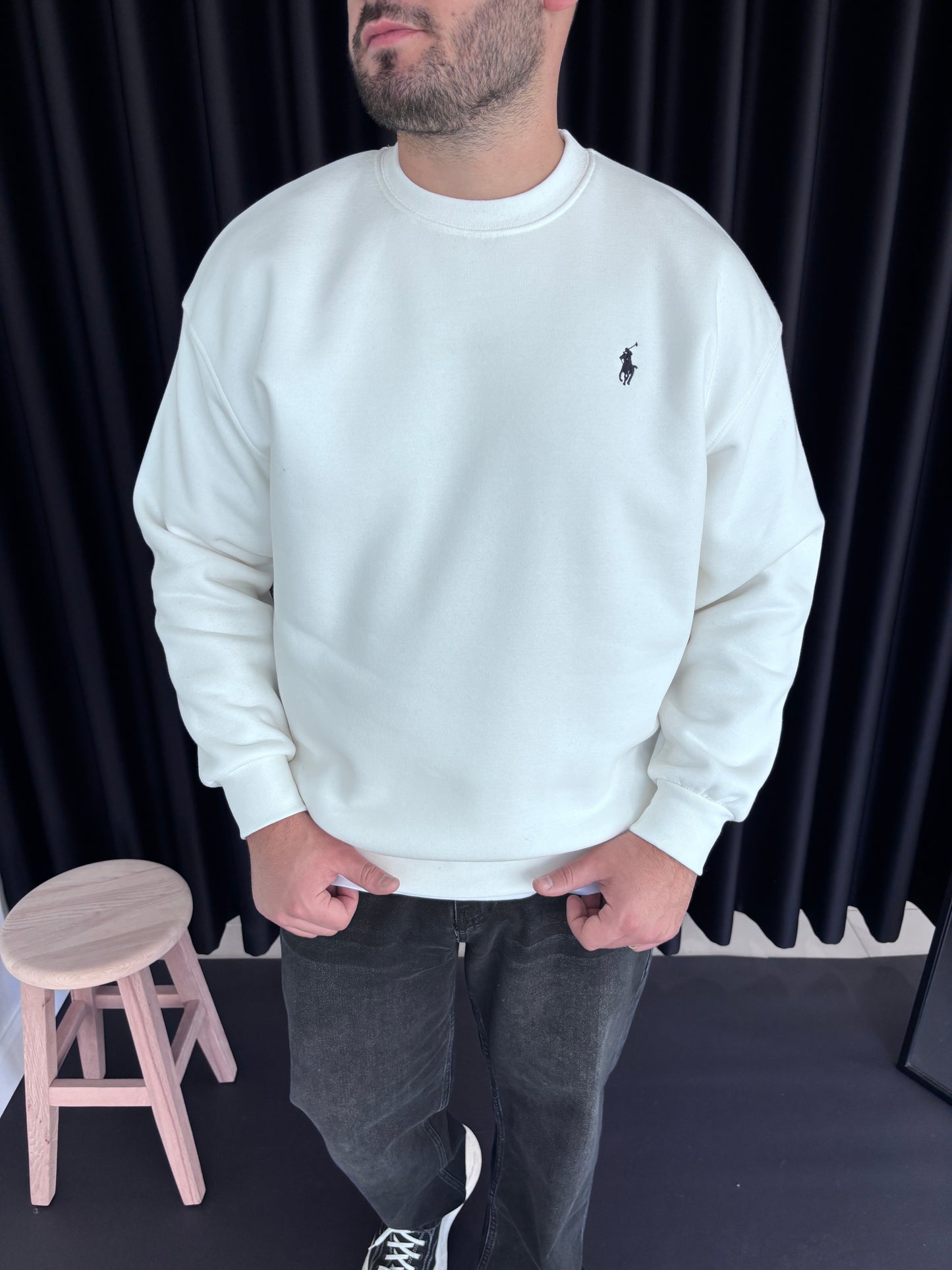 Pl Göğüs Nakışlı Sweatshirt