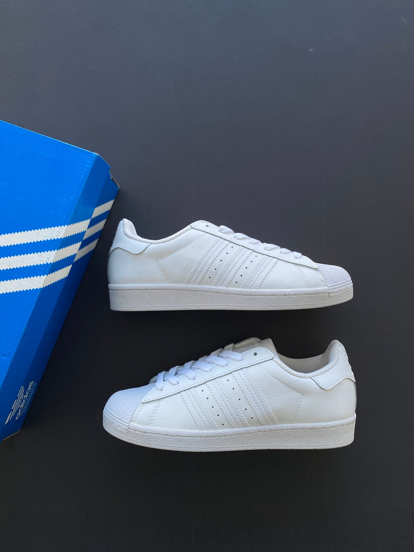Adidas Superstar