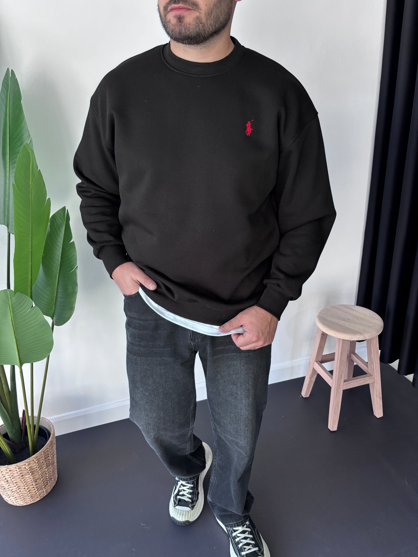 Pl Göğüs Nakışlı Sweatshirt