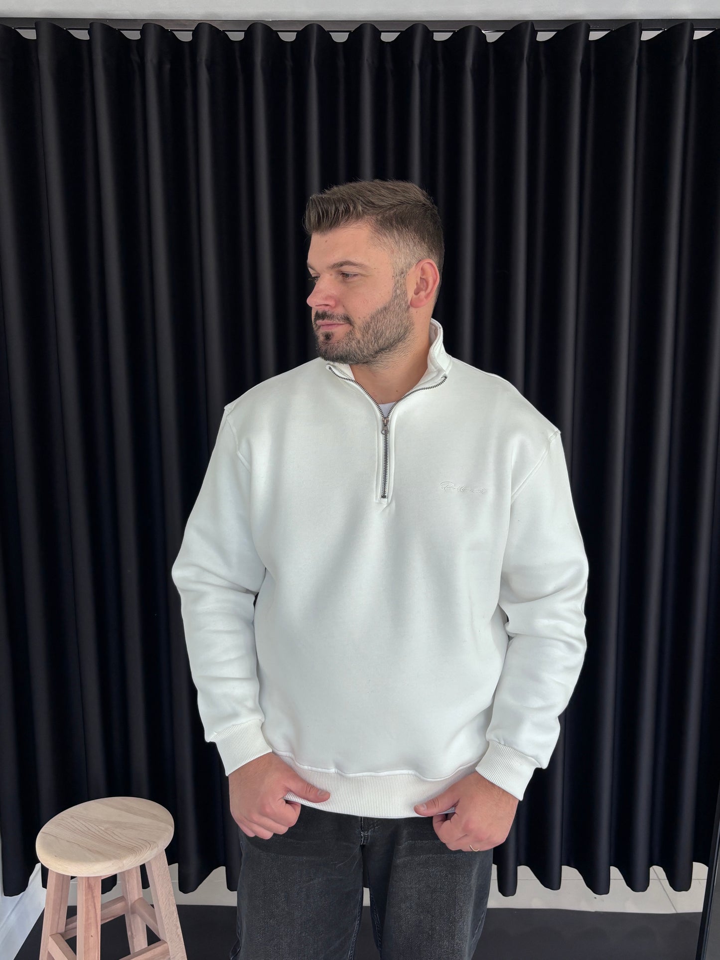 Plmrk Göğüs Nakışlı Sweatshirt