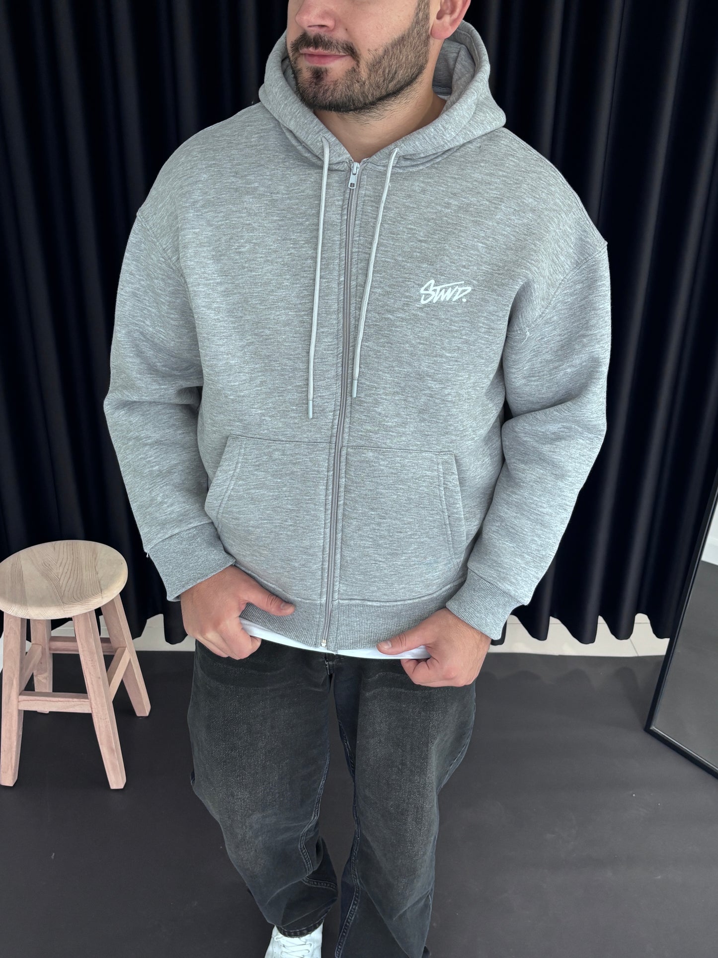 SW Göğüs Nakışlı Hırka