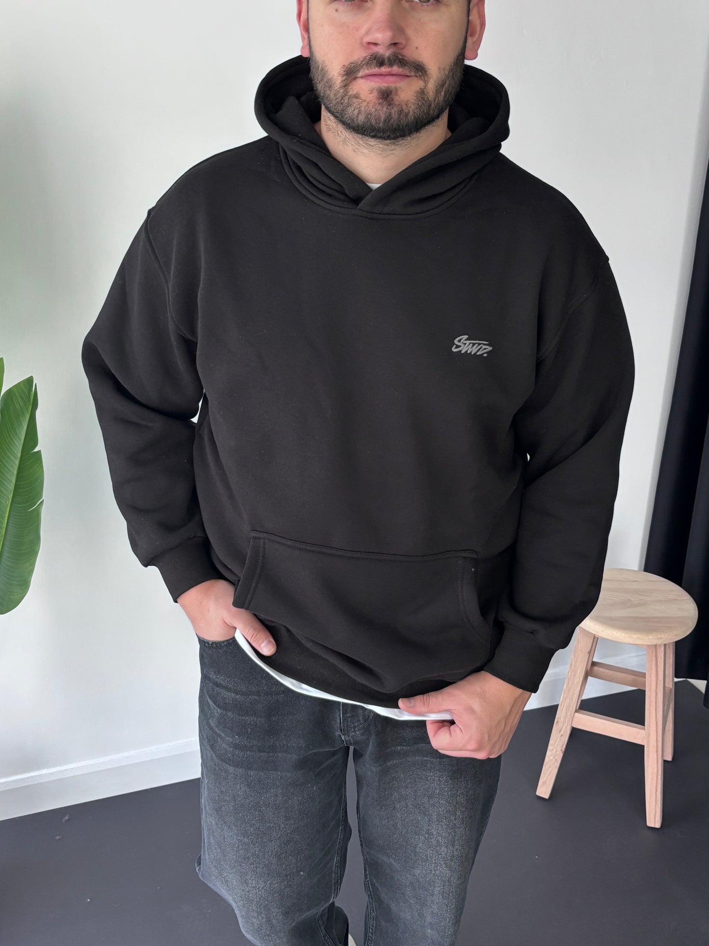 SW Kapşon Göğüs Nakışlı Sweatshirt