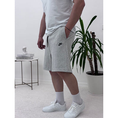 NK TECH FLEECE ŞORT