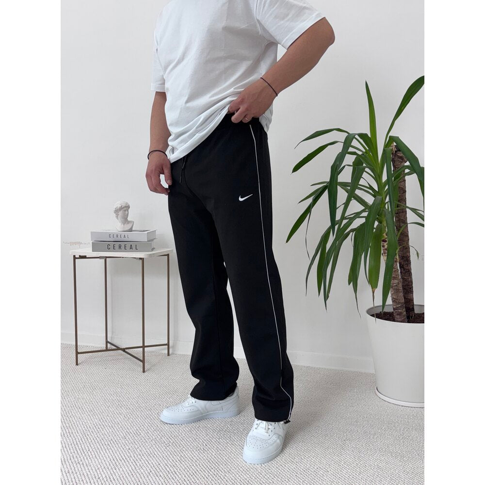 NK ŞERİTLİ EŞOFMAN