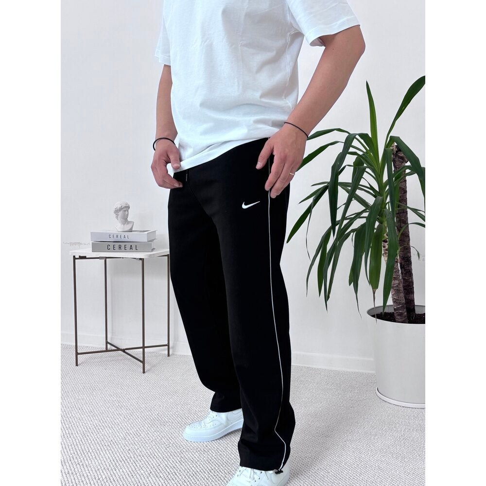 NK ŞERİTLİ EŞOFMAN