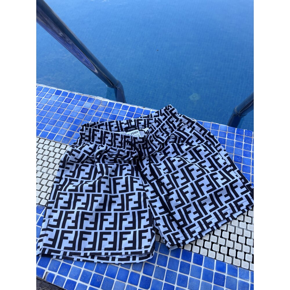 Fendi Deniz Şortu
