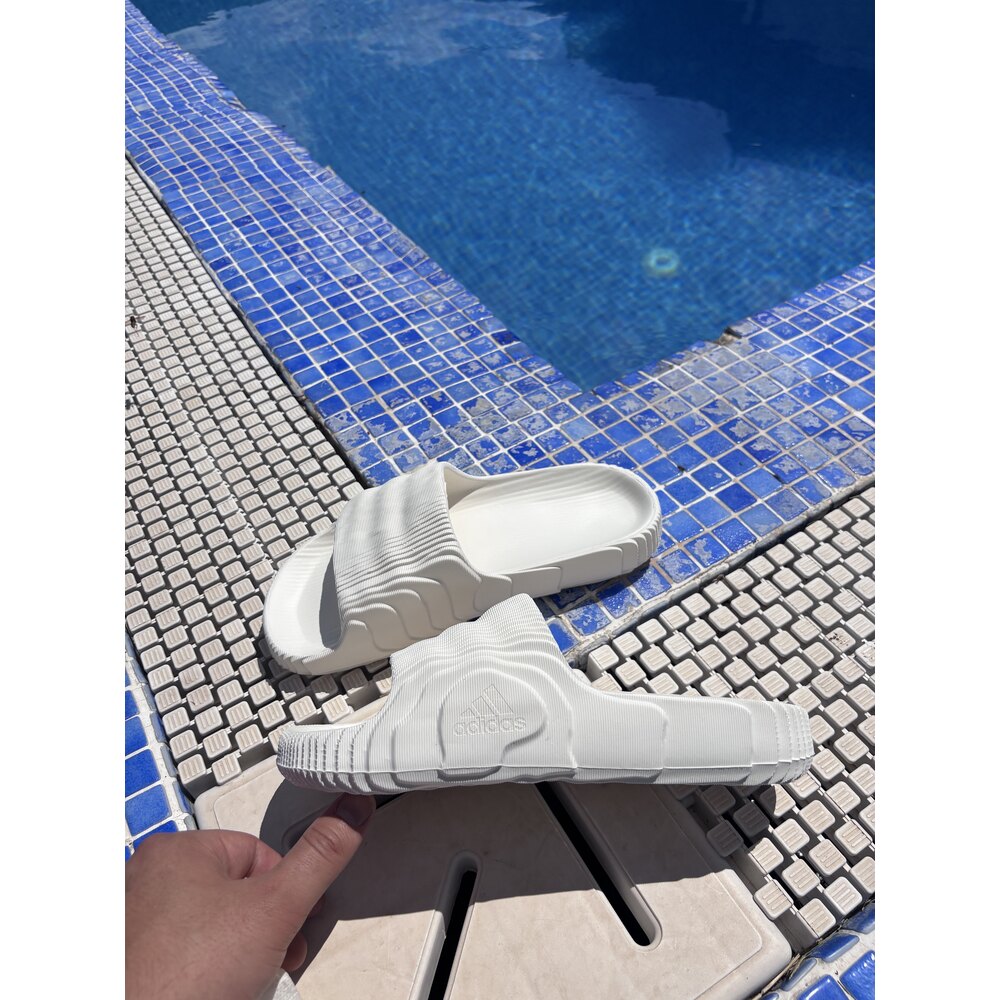 ADIDAS ADILETTE BEYAZ TERLİK