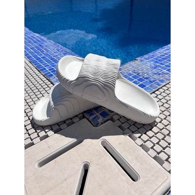 ADIDAS ADILETTE BEYAZ TERLİK